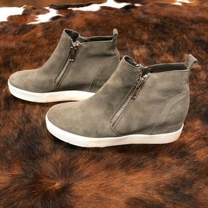 Steve Madden Grey Suede Wedge Sneakers